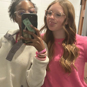 Meet your Posher, Kara